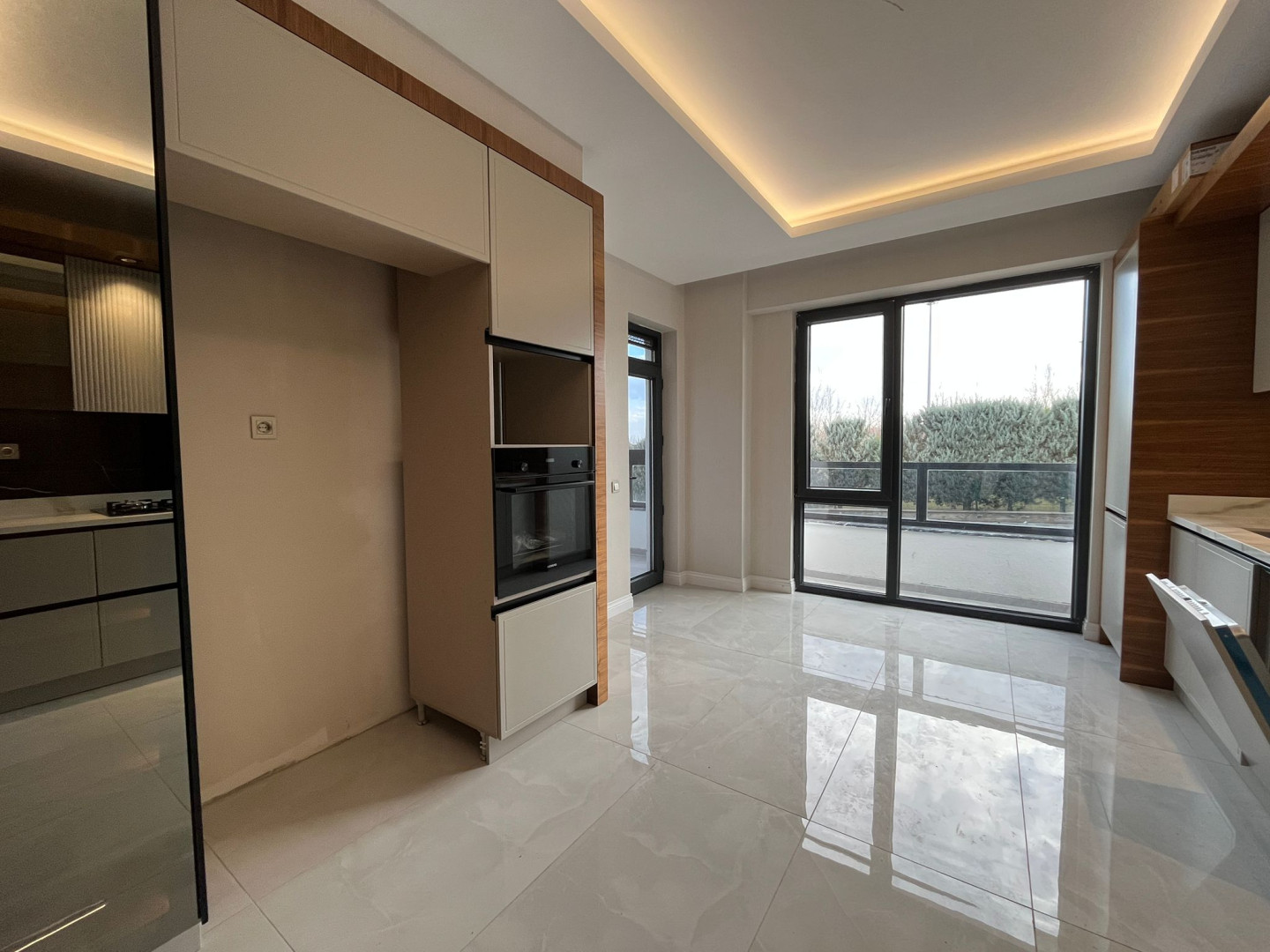 KELEBEKLER VADİSİ YAKININDA LÜKS 3+1 DAİRE